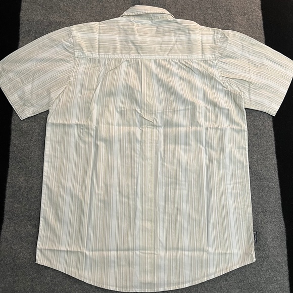 DC SHOE CO Vintage S/S Button-Up Shirt skateboard - Picture 9 of 11